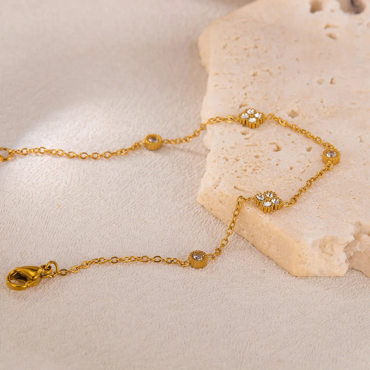 18K Gold - Plated Titanium Steel Inlaid Zircon Bracelet - Coolpeacock