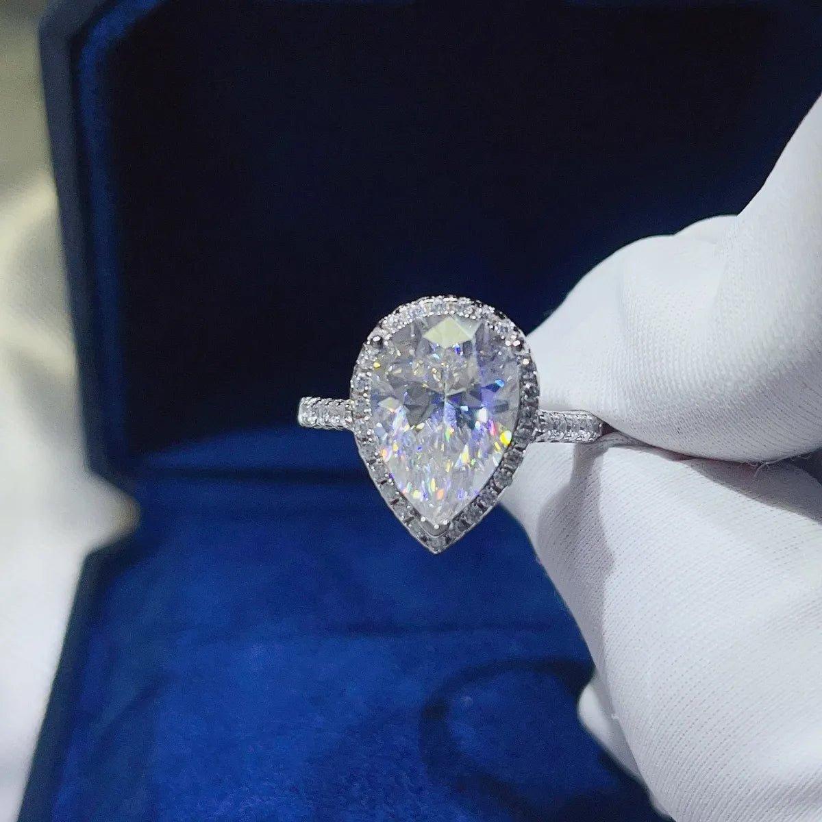 2 Carat Moissanite 925 Sterling Silver Ring - Coolpeacock