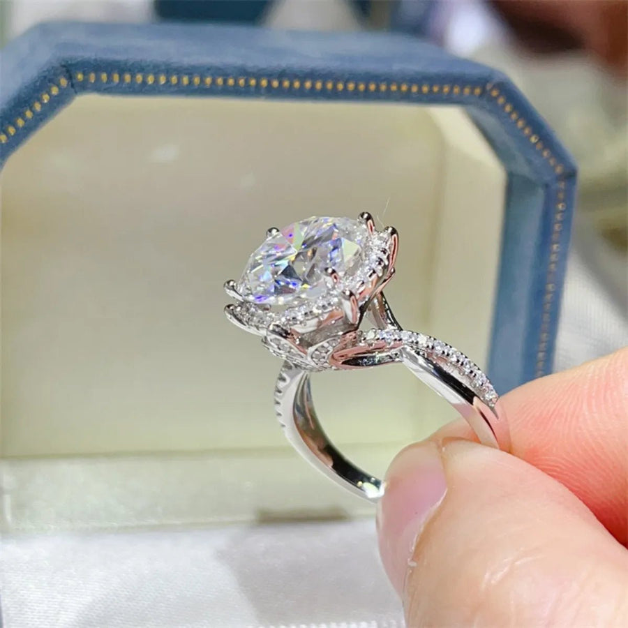 5 Carat Round Cut Moissanite Engagement Ring - Coolpeacock
