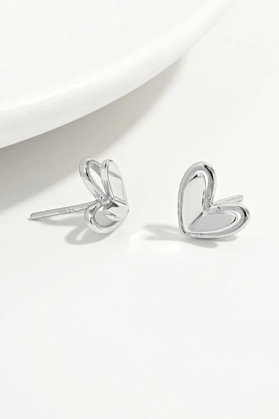 925 Sterling Silver Heart Stud Earrings - Coolpeacock