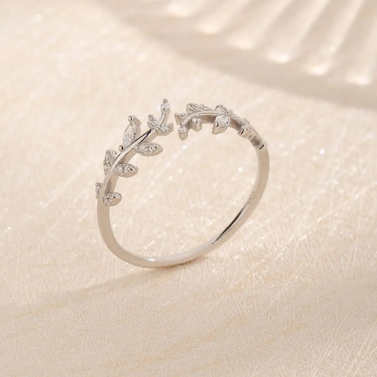 925 Sterling Silver Inland Zircon Open Ring - Coolpeacock