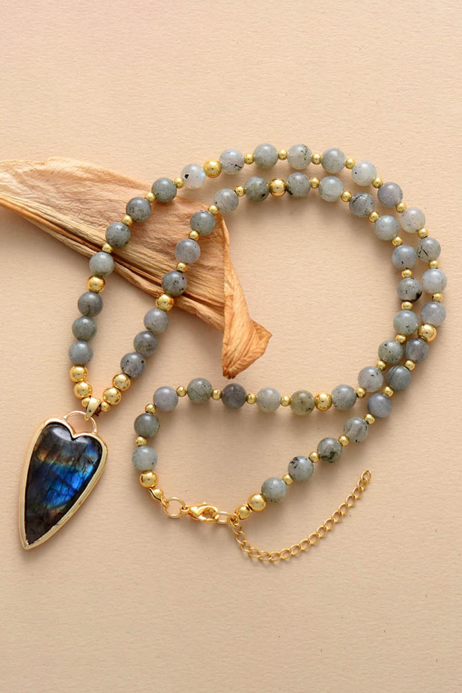 Natural Stone Pendant Beaded Necklace - Coolpeacock