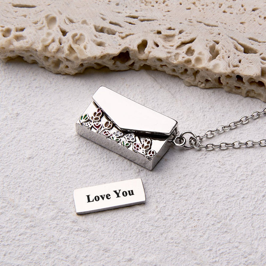 Personalized Envelope Necklace with Custom Text - Customizable Necklace for Gifts and Special Occasions - Coolpeacock