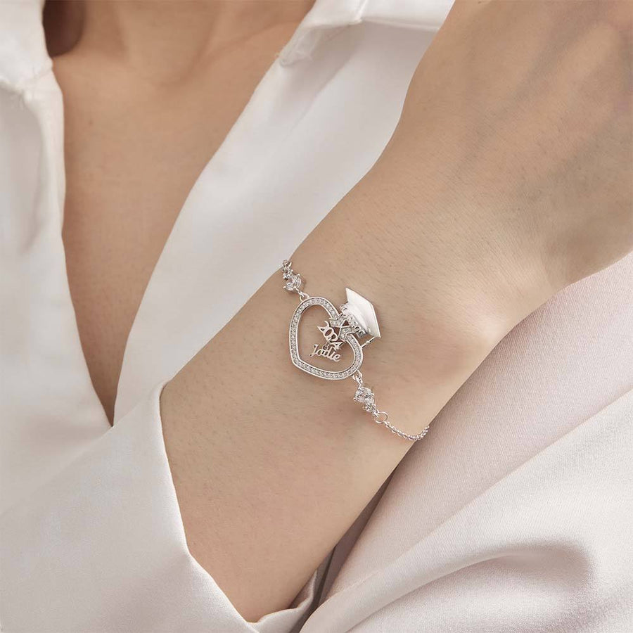 Personalized Graduation Cap Bracelet with Name for Class of 2024 Graduation Gift for Her - Coolpeacock