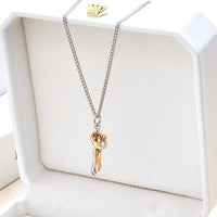 Trendy Hug Pendant Necklace for Women – Romantic Valentine's Day Jewelry Gift - Coolpeacock